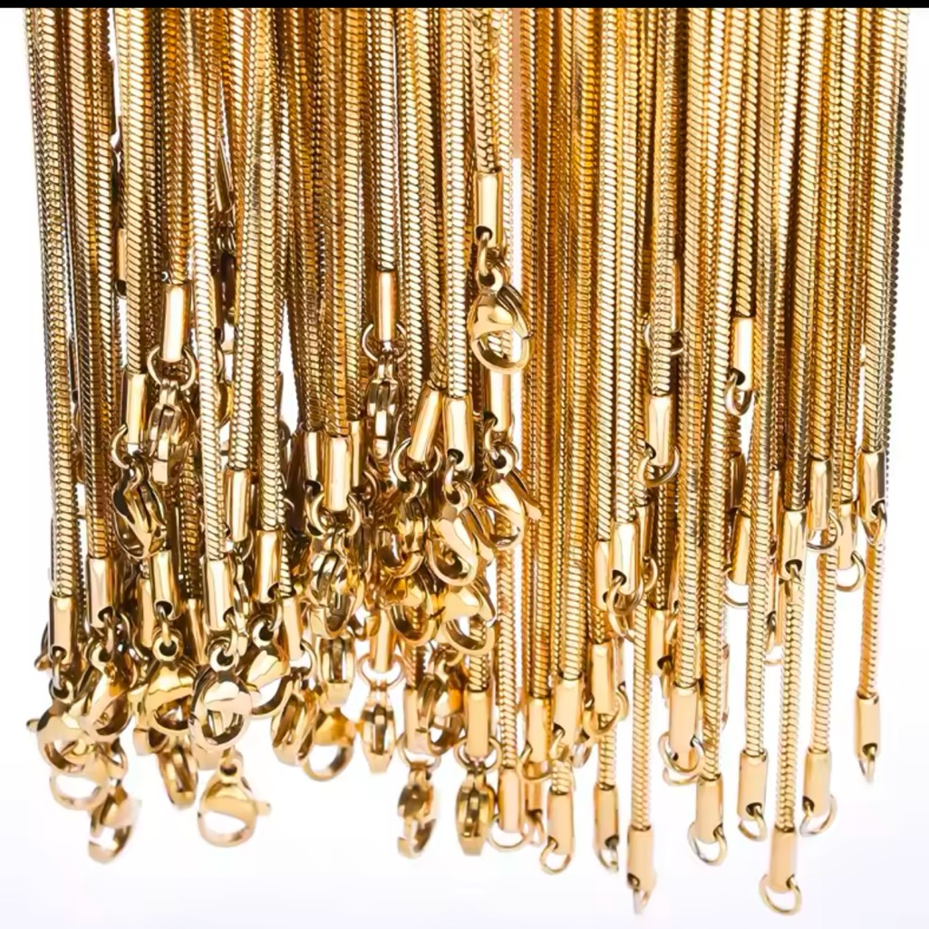 2 Lb Jewelry Lot NecklacesBroaches Rings Earrings Jewelry Jewelry  Jewelry